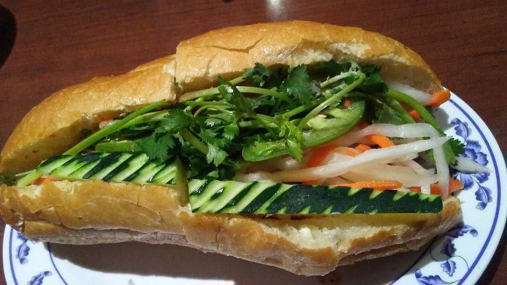 House Of Pho | restaurant | 3120 E Plaza Blvd, National City, CA 91950, USA | 6194703988 OR +1 619-470-3988