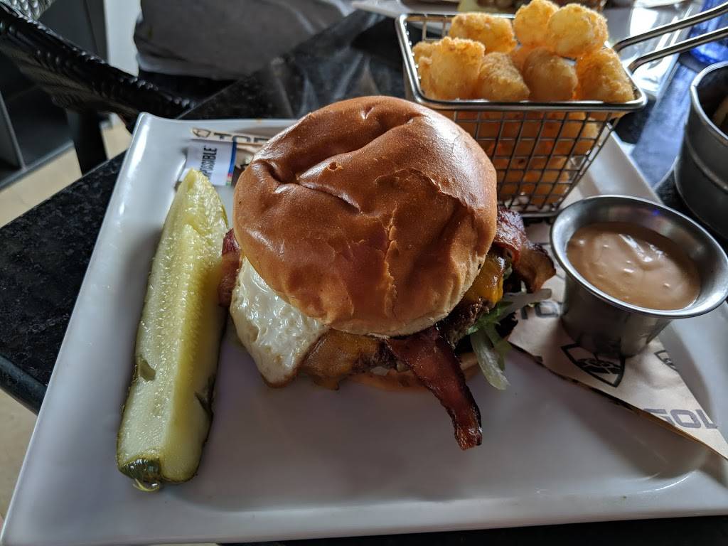 Topgolf | restaurant | 5539 N Loop 1604 W, San Antonio, TX 78249, USA | 2102022694 OR +1 210-202-2694