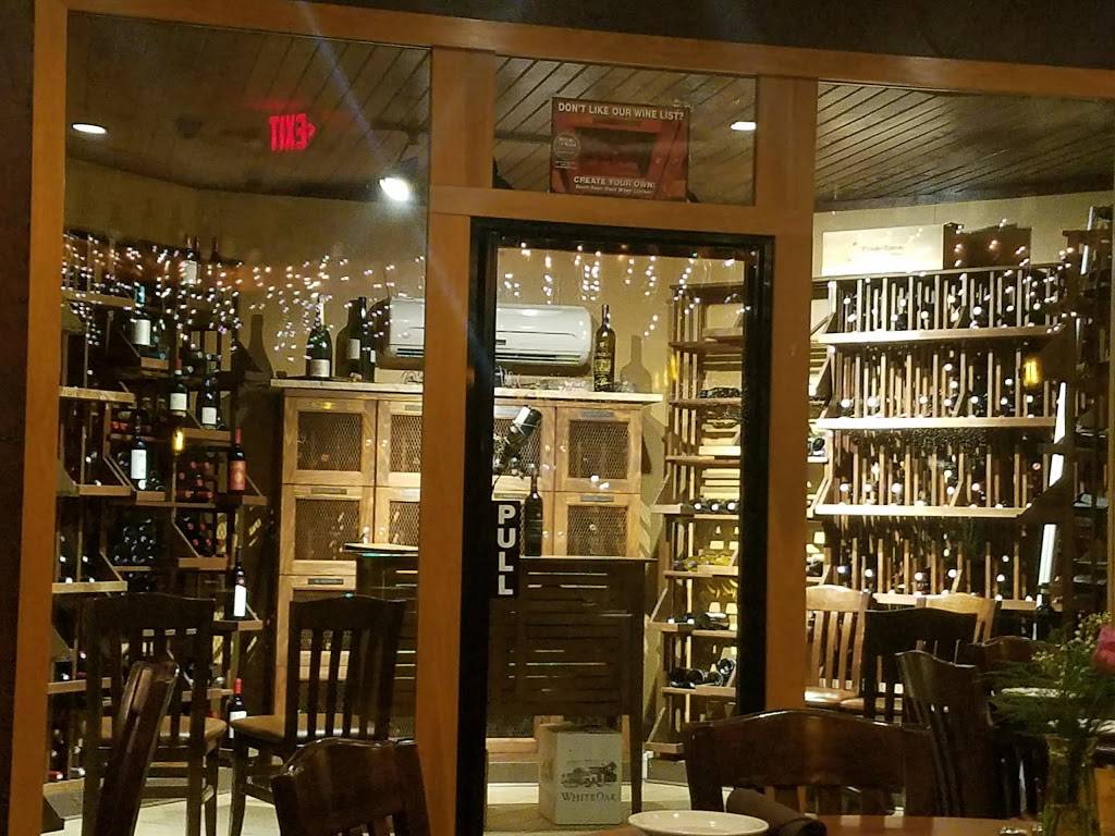 Wood & Wine | restaurant | 38790 Chester Rd, Avon, OH 44011, USA | 4409349463 OR +1 440-934-9463