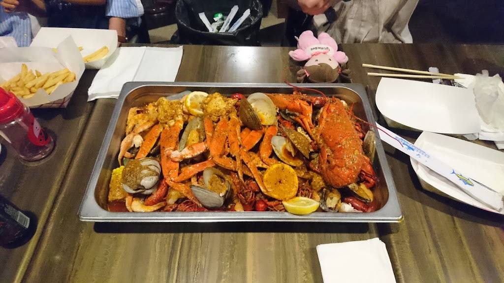 The Boiling | restaurant | 1 N Meridian St #100, Indianapolis, IN 46204, USA | 3176003066 OR +1 317-600-3066