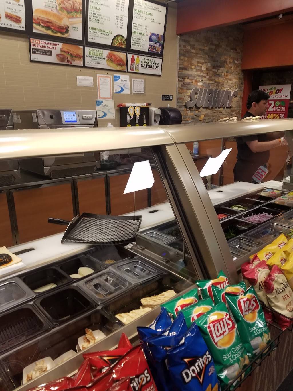 Subway | meal takeaway | 271 Broadway, Somerville, MA 02145, USA | 6177643185 OR +1 617-764-3185