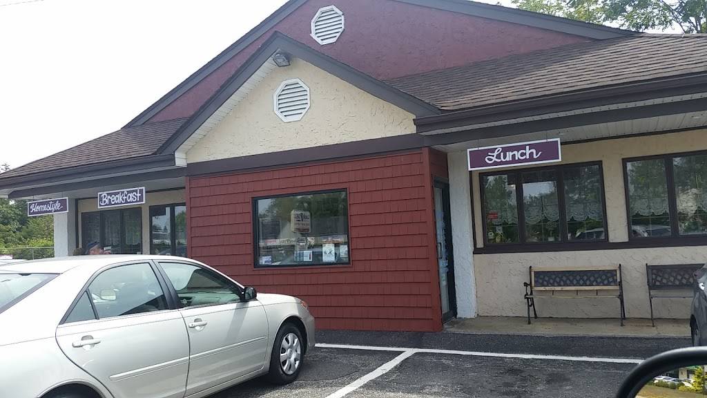Sandys Cozy Corner | restaurant | 414 NJ-70, Lakehurst, NJ 08733, USA | 7326577088 OR +1 732-657-7088