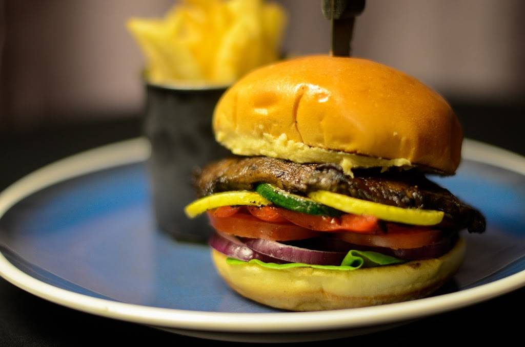 Chefs on the Run Assorted Cuisine | restaurant | 10 E Mowry Dr, Homestead, FL 33030, USA | 3052450085 OR +1 305-245-0085