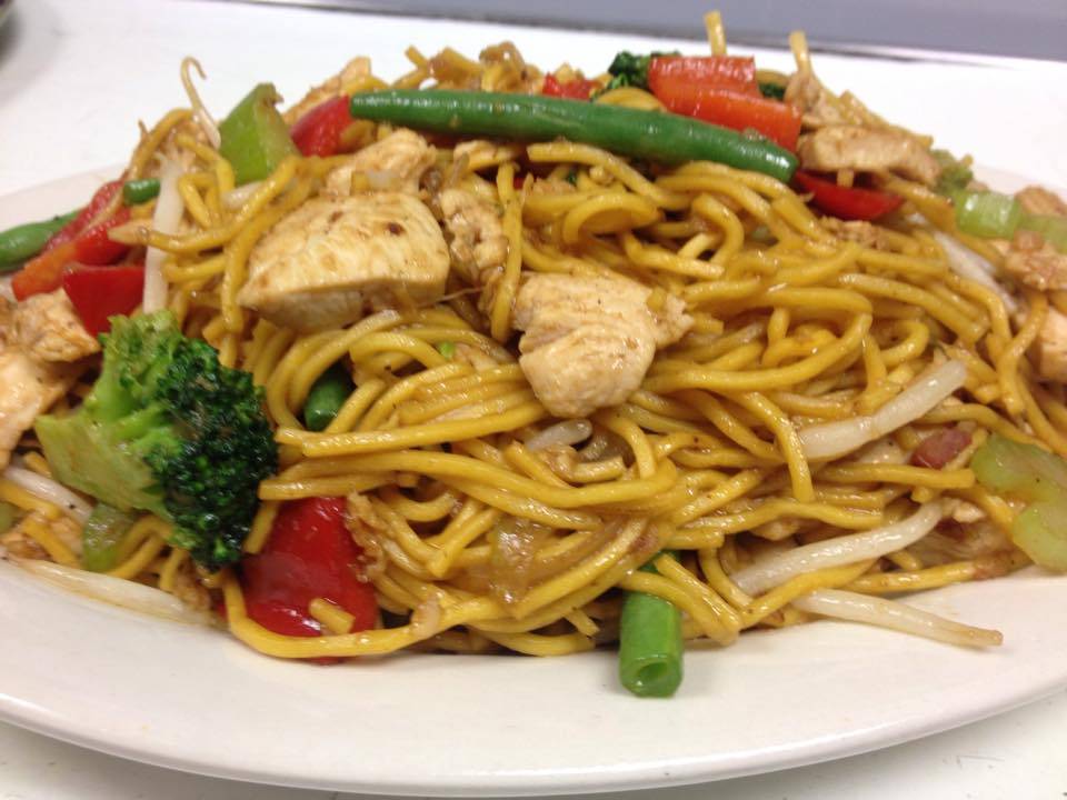 Asiana Fusion | restaurant | 1 Waverley Ave, Watertown, MA 02472, USA | 6179233874 OR +1 617-923-3874