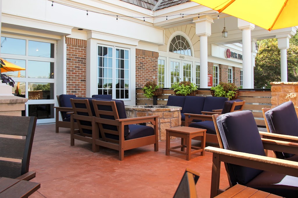 Gravity | restaurant | 4160 W 71st St, Prairie Village, KS 66208, USA | 9137229463 OR +1 913-722-9463