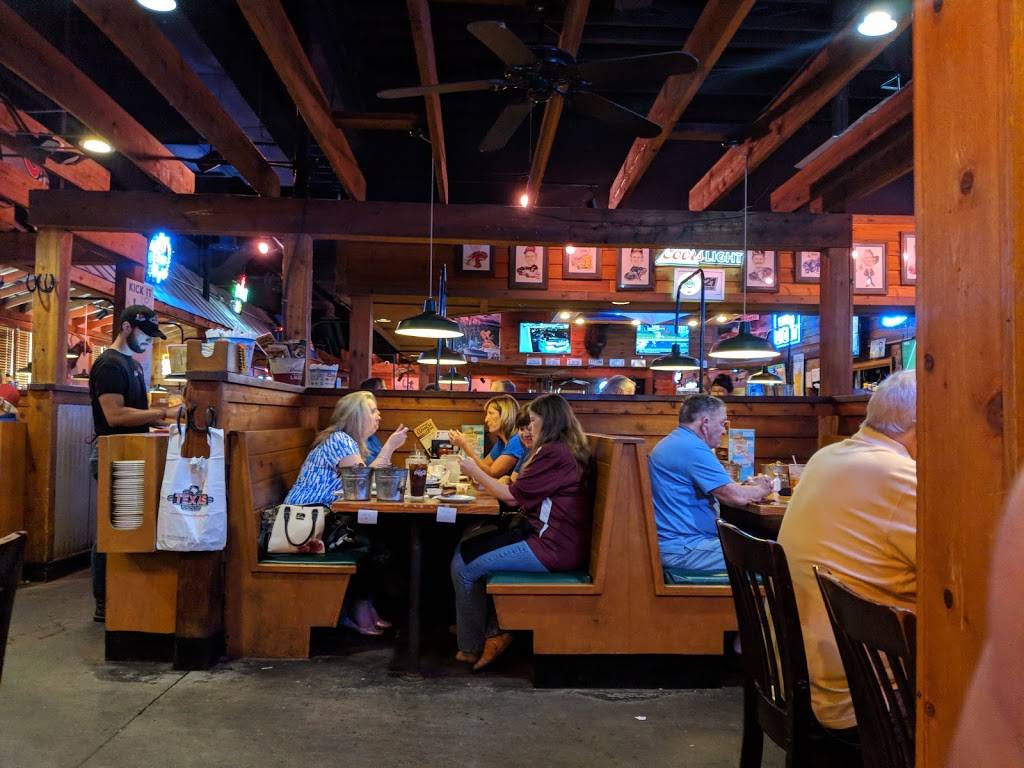 Texas Roadhouse | restaurant | 1200 W Church St, Newark, OH 43055, USA | 7403441885 OR +1 740-344-1885