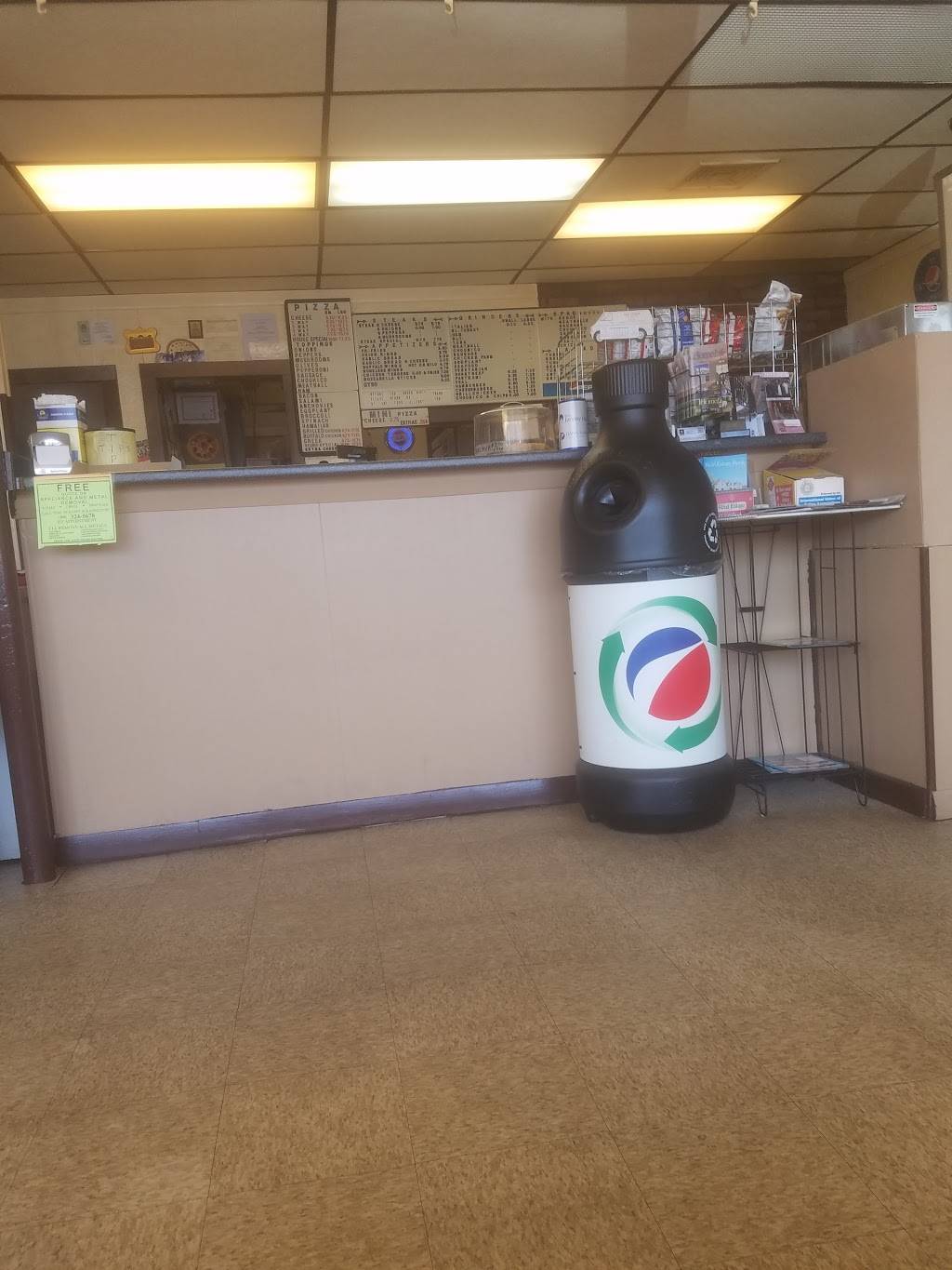 Somerset Famous Pizza | restaurant | 1224 Wilbur Ave, Somerset, MA 02725, USA | 5086790097 OR +1 508-679-0097