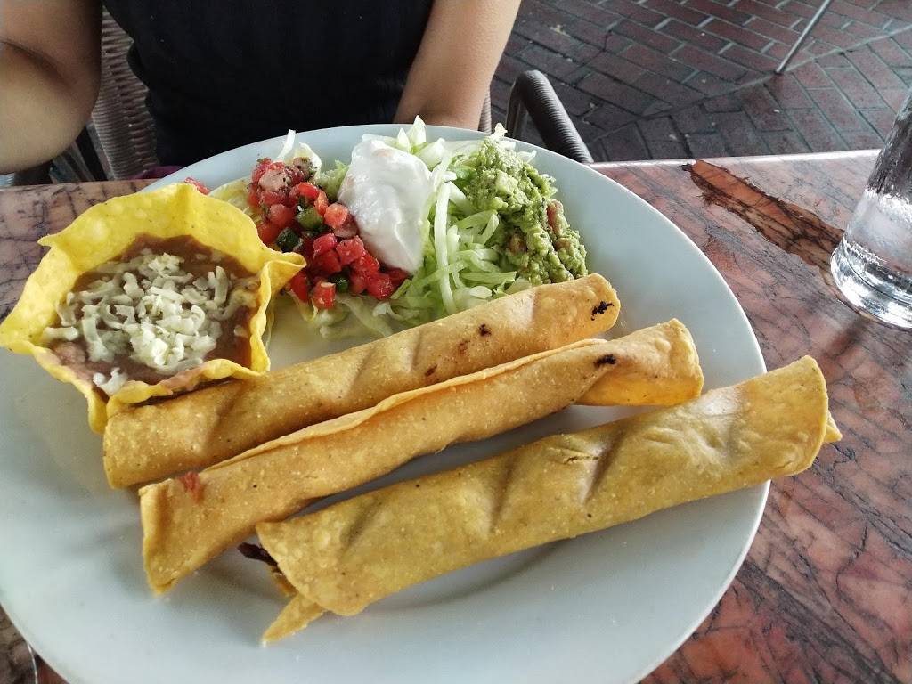 Panchos Mexican Restaurant & Cantina | restaurant | 2641 Buford Hwy NE, Atlanta, GA 30324, USA | 4043252898 OR +1 404-325-2898