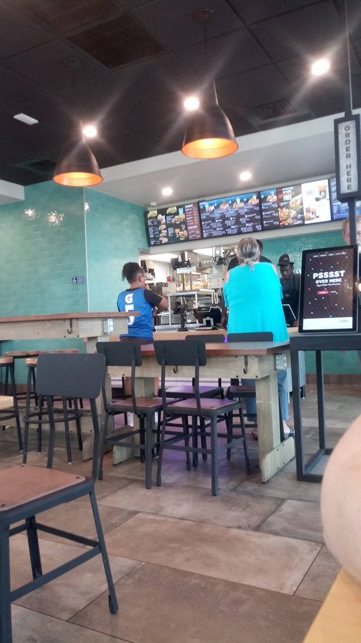 Taco Bell | meal takeaway | 257 West Fountains West Boulevard, Ocoee, FL 34761, USA | 4076547106 OR +1 407-654-7106