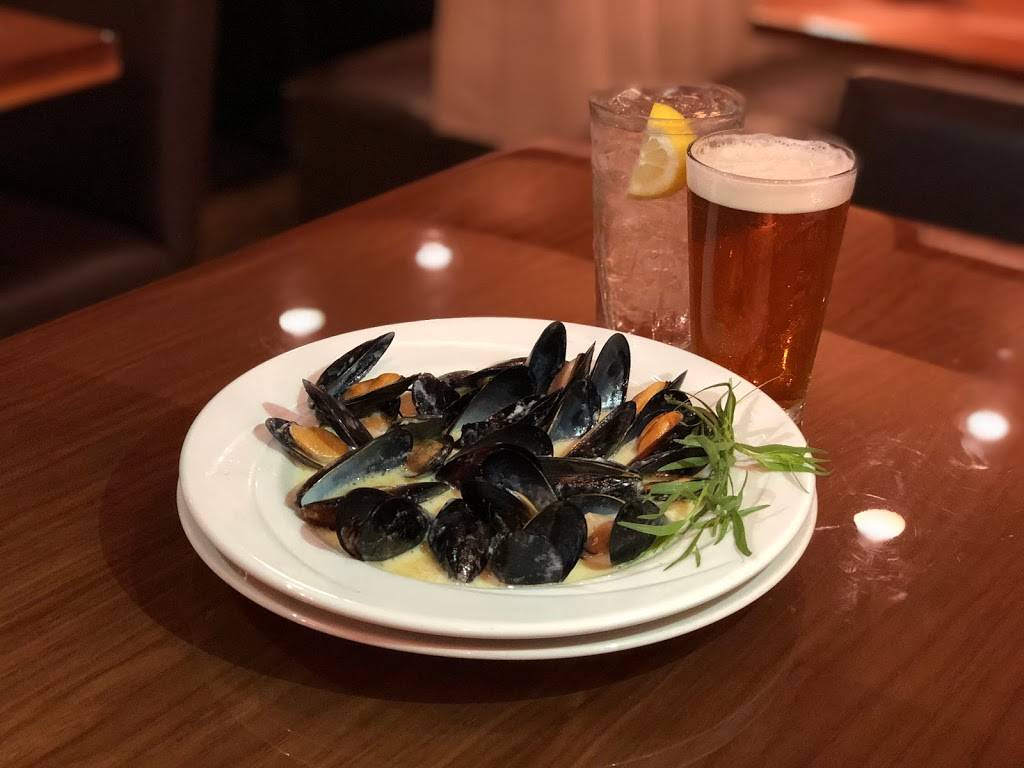 Bridges Dining Company | restaurant | 100 E Front St, Metropolis, IL 62960, USA | 6185246111 OR +1 618-524-6111