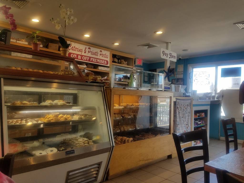 Ebbys Ristorante and Lounge | cafe | 2013 Central Ave, Seaside Park, NJ 08752, USA | 7328304775 OR +1 732-830-4775