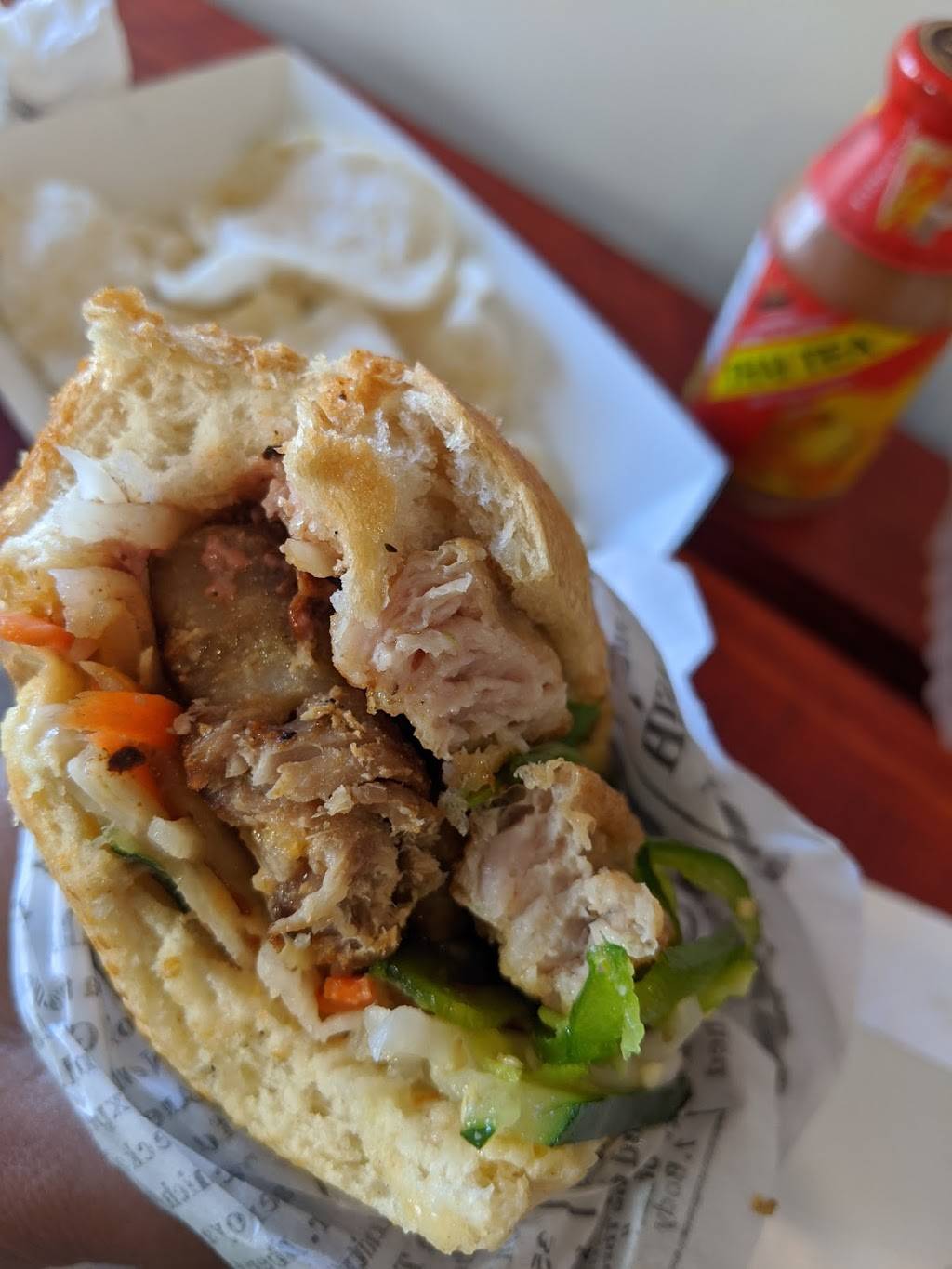 Banh-Mi Grill | restaurant | 2611 E Thompson Blvd Ste #108, Ventura, CA 93003, USA | 8056283637 OR +1 805-628-3637