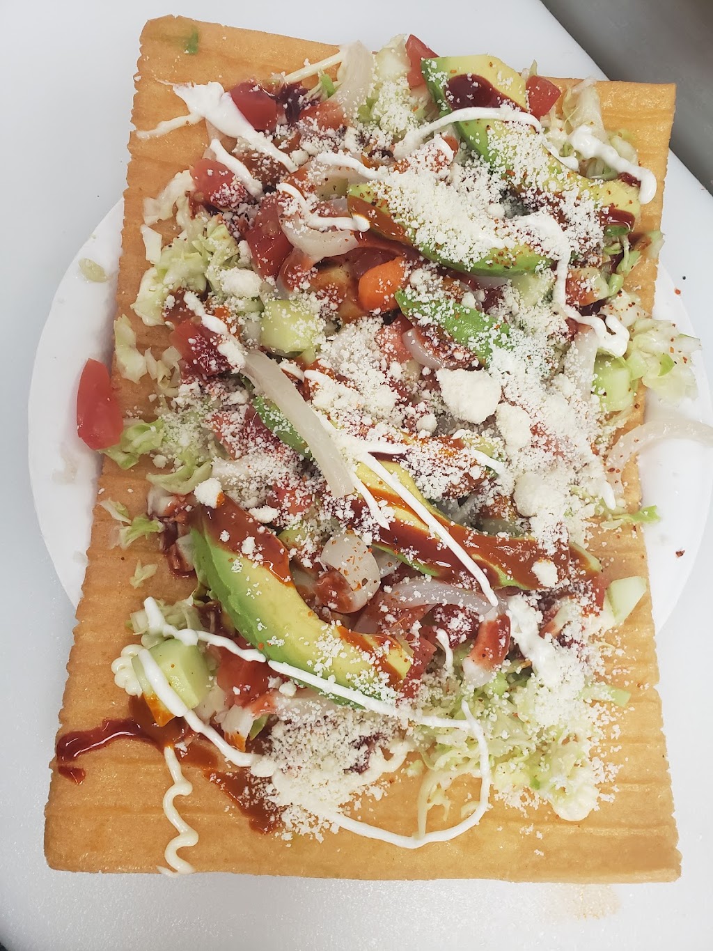 La Chipilona Antojitos | restaurant | 1811 N 24th St H, Phoenix, AZ 85008, USA | 6022657574 OR +1 602-265-7574