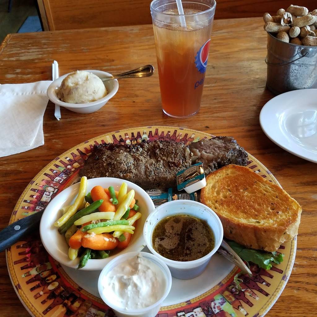 Whiskey Ranch Bar & Grill | restaurant | 24 N Main St, Janesville, WI 53545, USA | 6085631554 OR +1 608-563-1554