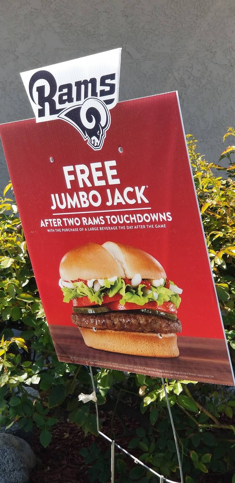 Jack in the Box | restaurant | 877 E Alosta Ave, Azusa, CA 91702, USA | 6269691153 OR +1 626-969-1153