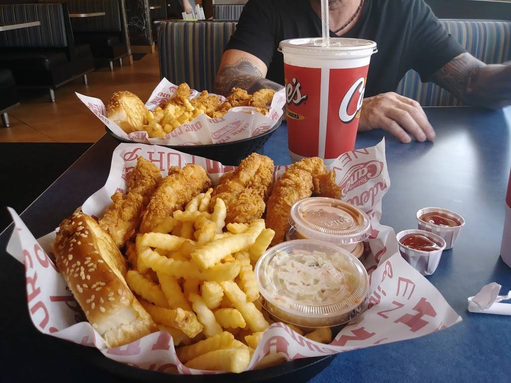 Raising Canes Chicken Fingers | meal takeaway | 1805 Emmet St N, Charlottesville, VA 22901, USA | 4342934331 OR +1 434-293-4331