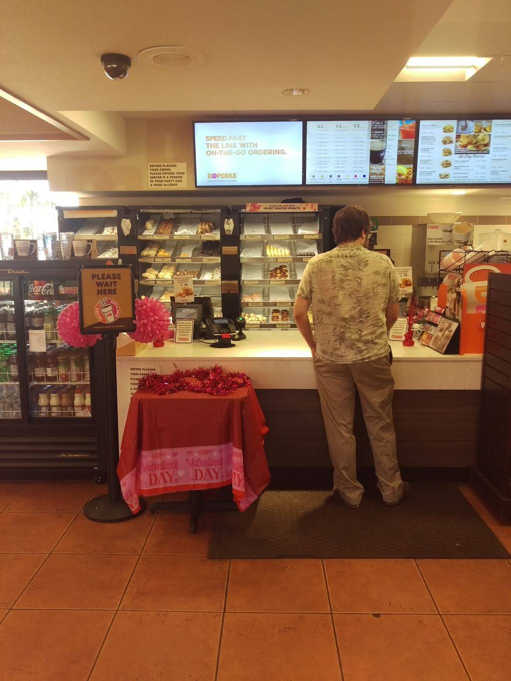 Dunkin | bakery | 300 S US Highway 17, 92, Longwood, FL 32750, USA | 4076366911 OR +1 407-636-6911