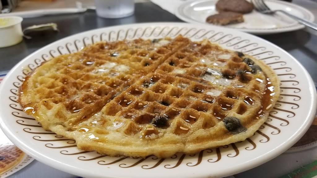 Waffle House | meal takeaway | 1902 W Lumsden Rd, Brandon, FL 33511, USA | 8136579899 OR +1 813-657-9899