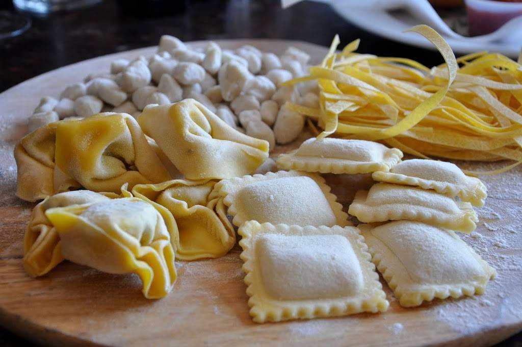 Mamma Mia | restaurant | 1932 Balboa Ave, San Diego, CA 92109, USA | 8582722702 OR +1 858-272-2702