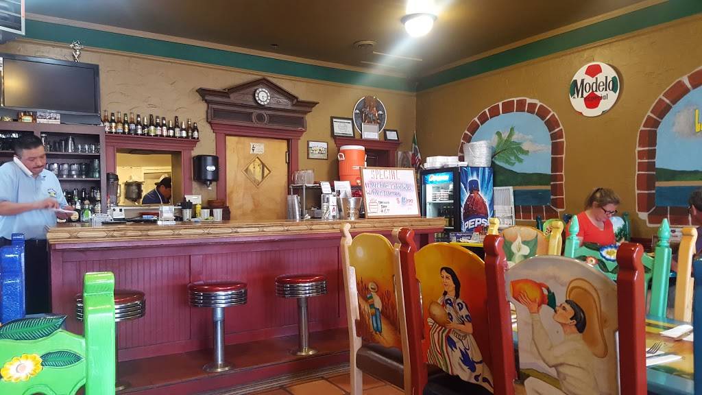 Lago De Chapala | restaurant | 240 S Maple St, Yamhill, OR 97148, USA | 5036624300 OR +1 503-662-4300