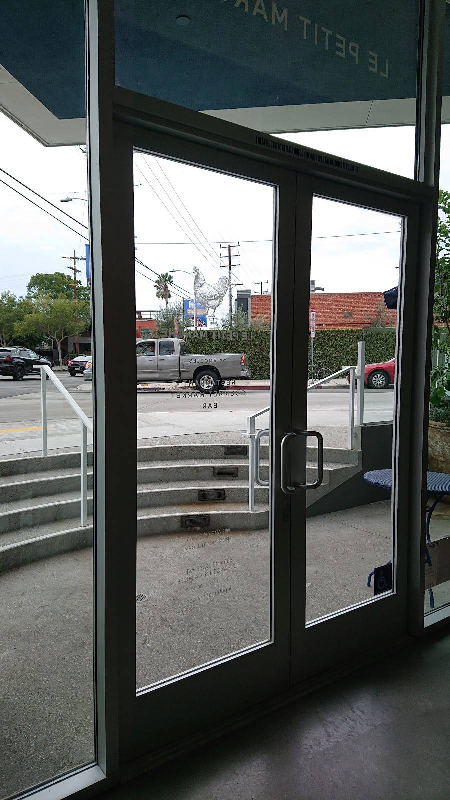 Le Petit Marché | restaurant | 5665 Melrose Ave, Los Angeles, CA 90038, USA | 3233806557 OR +1 323-380-6557