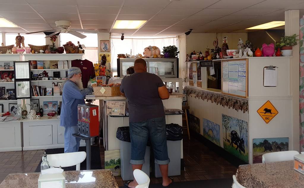 True BBQ | restaurant | 1237 D Ave, West Columbia, SC 29169, USA | 8037919950 OR +1 803-791-9950