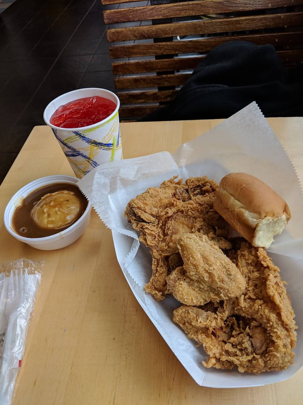 Chick E Ds | restaurant | 1375 Carew St, Springfield, MA 01104, USA | 4133018582 OR +1 413-301-8582