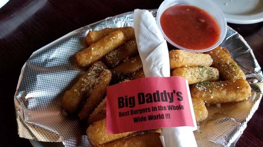 Big Daddys on The Landing | restaurant | 118 Morgan St, St. Louis, MO 63102, USA | 3146216700 OR +1 314-621-6700