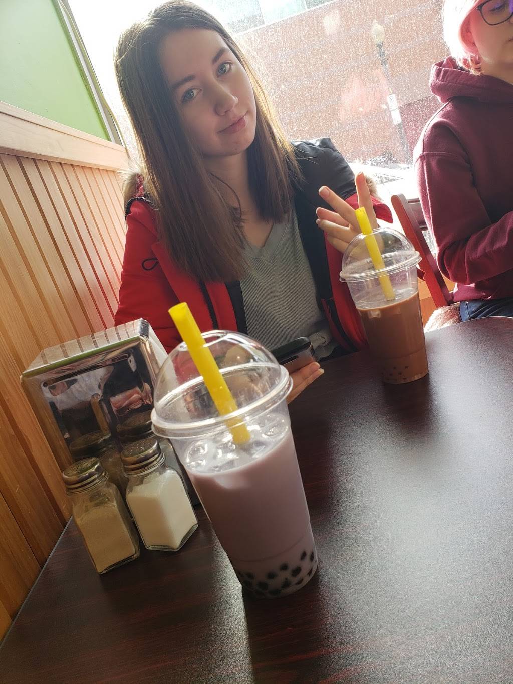 TeaHut Brantford | restaurant | 128 Dalhousie St, Brantford, ON N3T 2J3, Canada | 5197571888 OR +1 519-757-1888