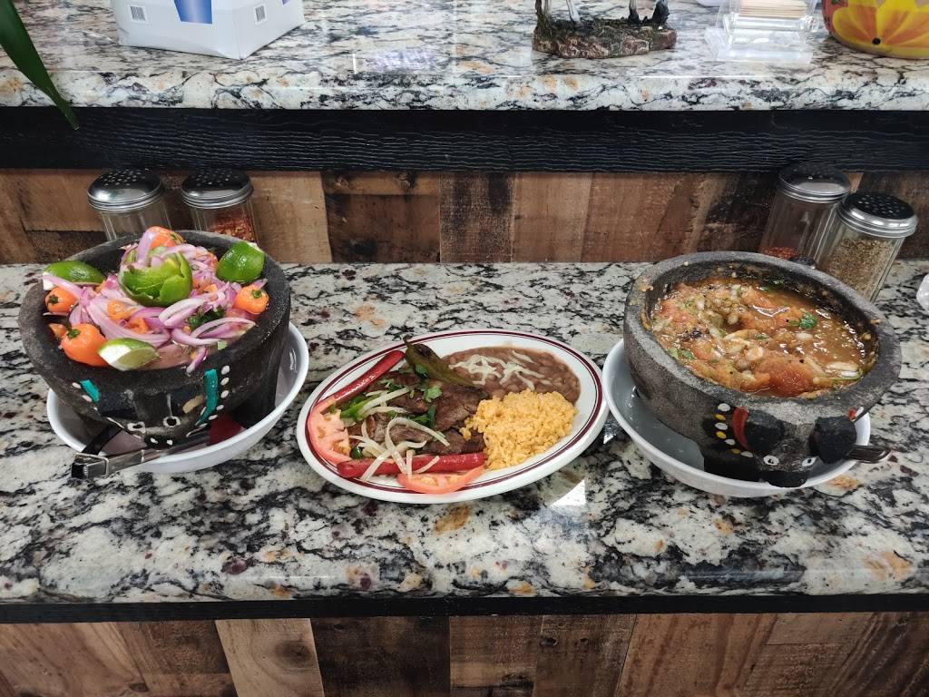 Duckys Taco Shop | restaurant | 4900 Western Center Blvd, Haltom City, TX 76137, USA | 8175762855 OR +1 817-576-2855