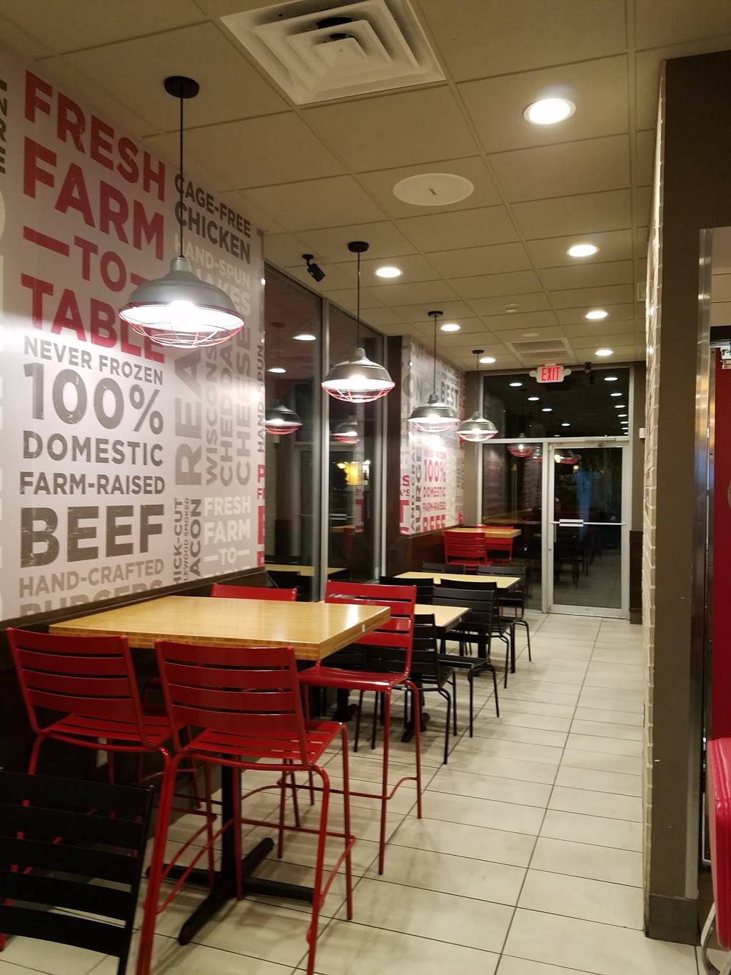 Johnny Rockets | restaurant | 1000 Premium Outlets Dr, Tannersville, PA 18372, USA | 5706292020 OR +1 570-629-2020