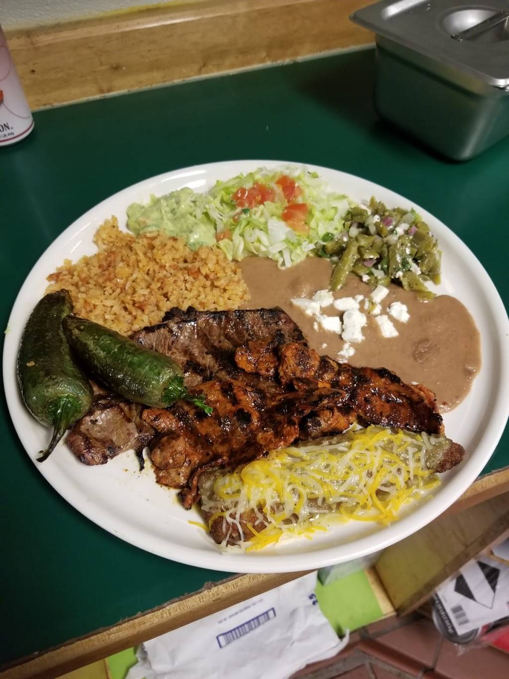 El Tradicional Mexican Restaurant & Cantina | restaurant | 2319 8th Ave, Greeley, CO 80631, USA | 9709784346 OR +1 970-978-4346