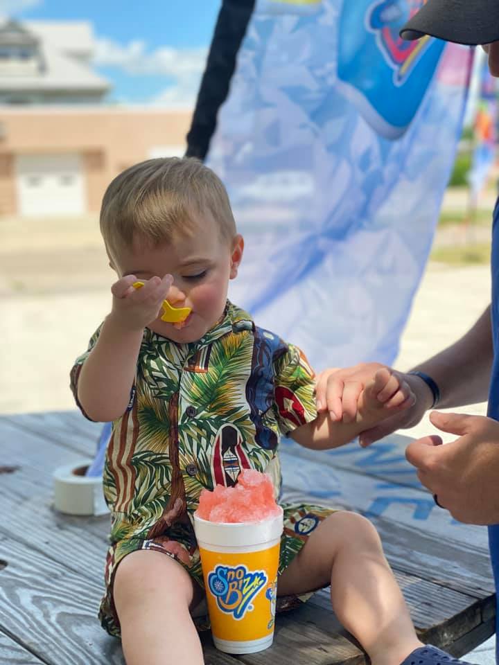 Sno Biz Albia | restaurant | 222 Benton Ave E, Albia, IA 52531, USA | 6417779513 OR +1 641-777-9513