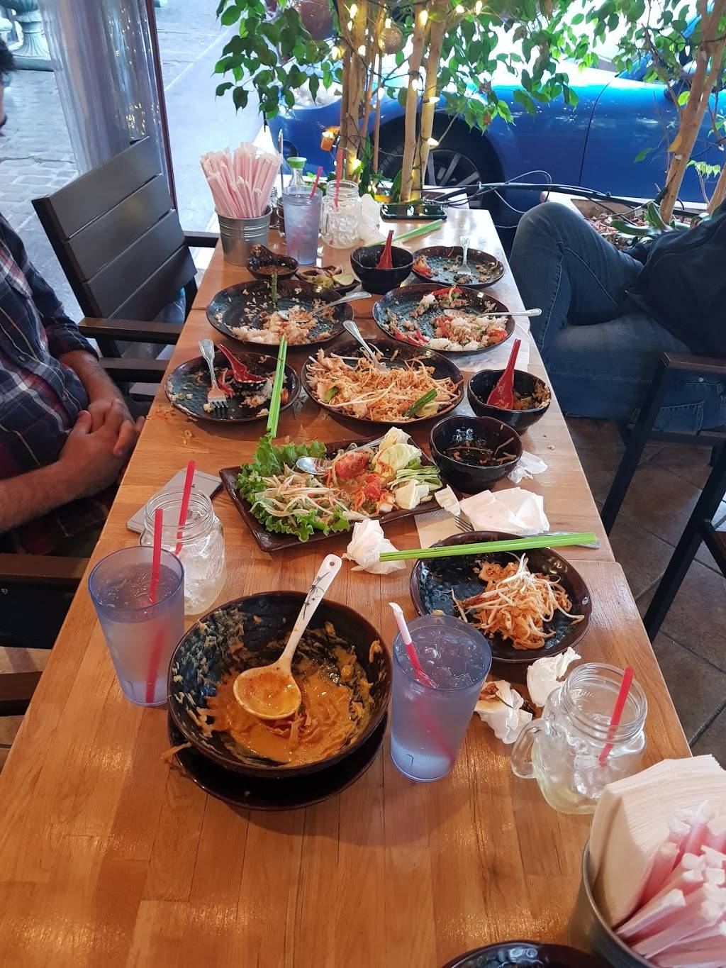 Khao Soi Thai | restaurant | 12215 Ventura Blvd #112, Studio City, CA 91604, USA | 8188532222 OR +1 818-853-2222