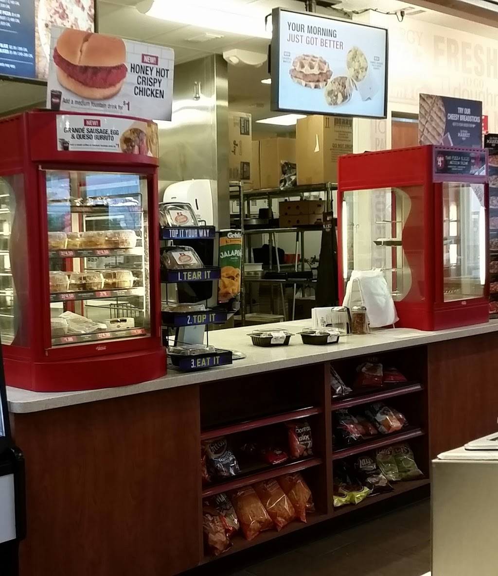 Kum & Go | meal takeaway | 400 Prairie Bluff Dr, Waukee, IA 50263, USA | 5152162176 OR +1 515-216-2176