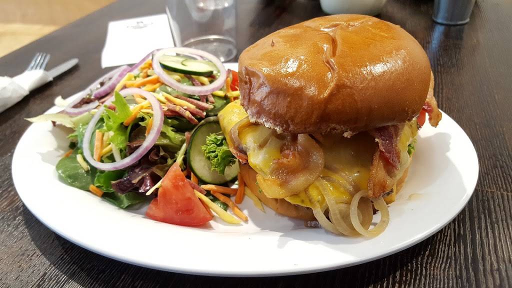 Little Calf Creamery And Cafe | restaurant | 652 E Janss Rd, Thousand Oaks, CA 91360, USA | 8054972000 OR +1 805-497-2000