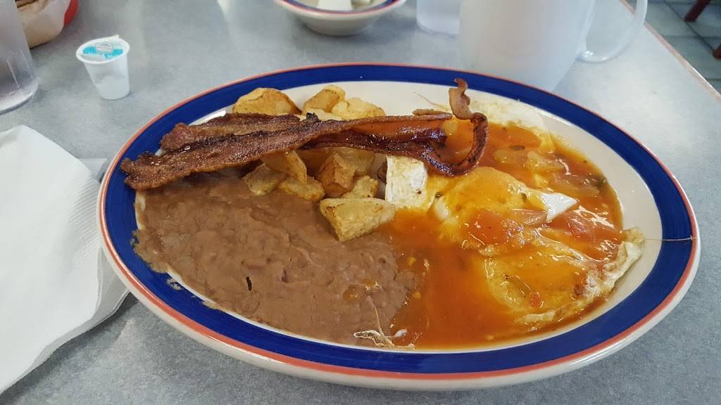 El Nopalito | restaurant | 1105 TX-337 Loop, New Braunfels, TX 78130, USA | 8306255196 OR +1 830-625-5196