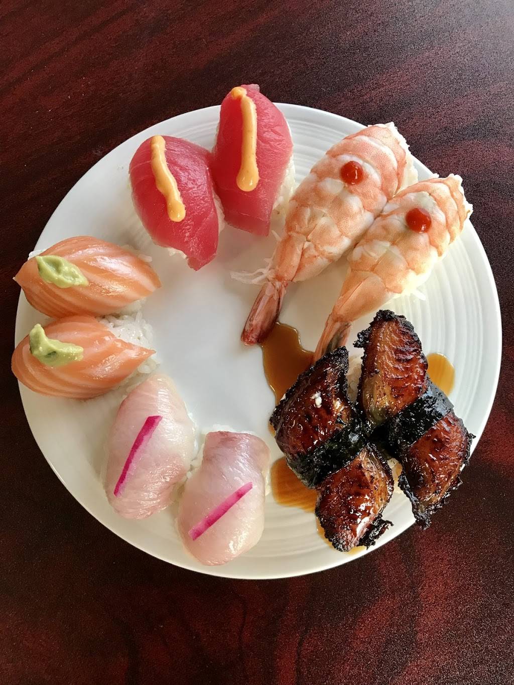 Kocina Stingray Sushifusion 2Go | restaurant | 1921 South Ave, Rochester, NY 14620, USA | 5859787966 OR +1 585-978-7966