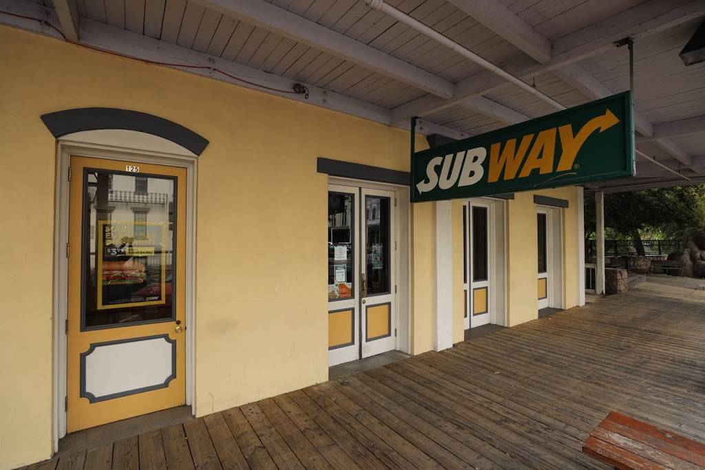 Subway | meal takeaway | 1125 2nd St, Sacramento, CA 95814, USA | 9164477833 OR +1 916-447-7833