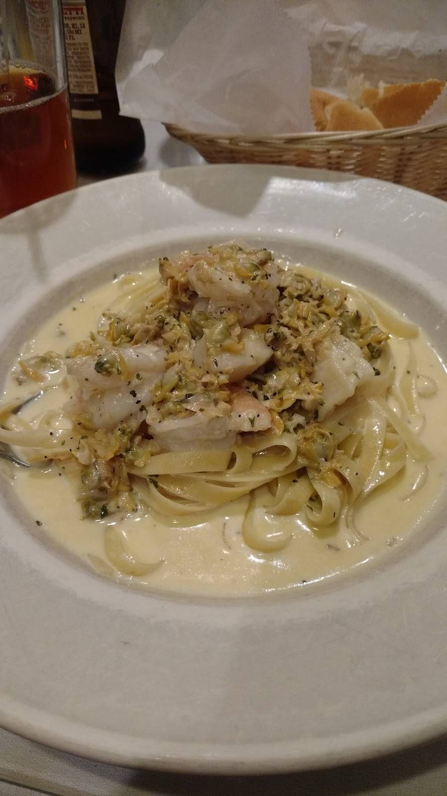 Marias Italian Restaurant | restaurant | 162 Holly Hill Ln, Burlington, NC 27215, USA | 3365849309 OR +1 336-584-9309