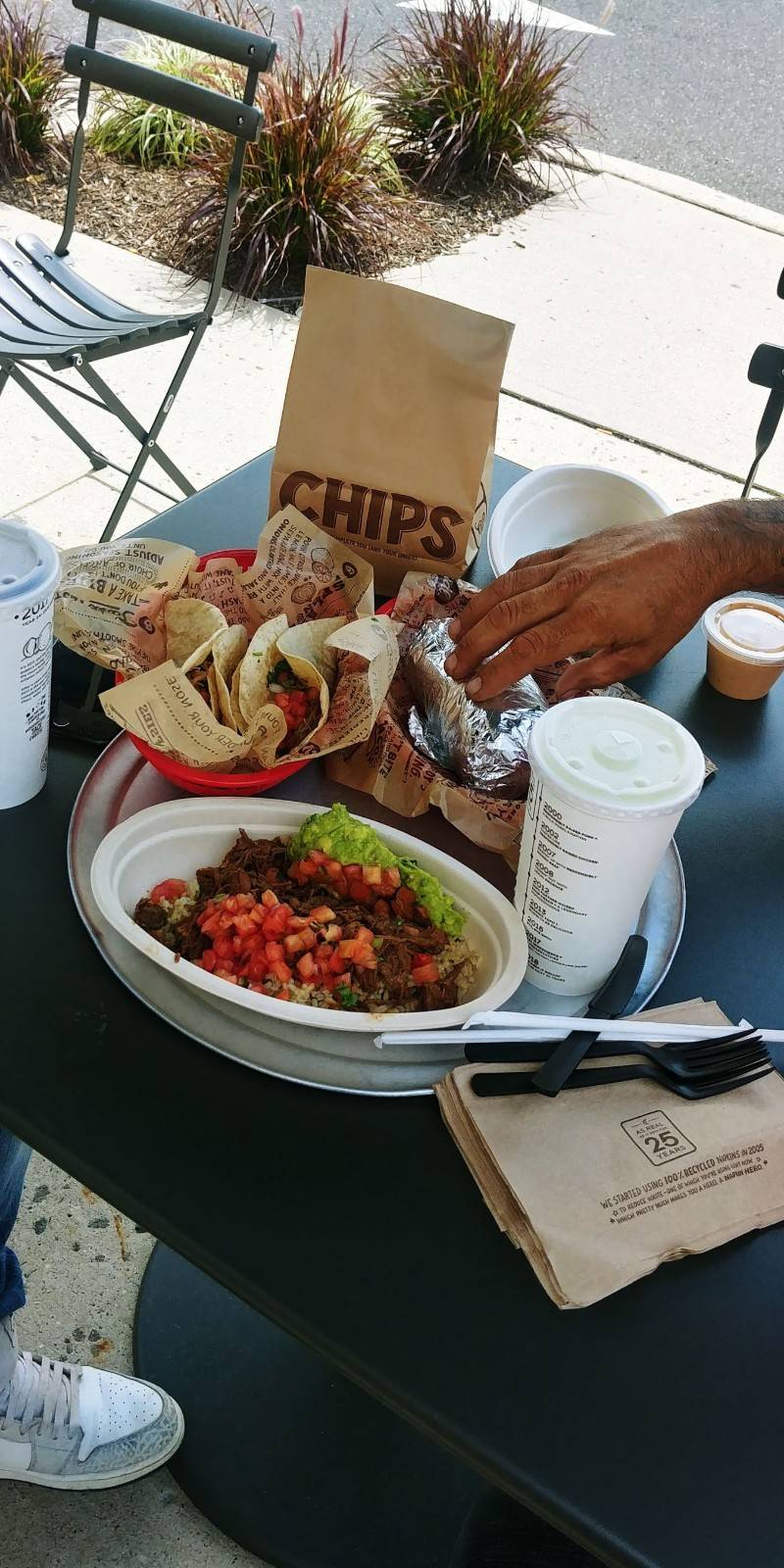 Chipotle Mexican Grill | restaurant | 818 Haddonfield Rd, Cherry Hill, NJ 08002, USA | 8566611761 OR +1 856-661-1761