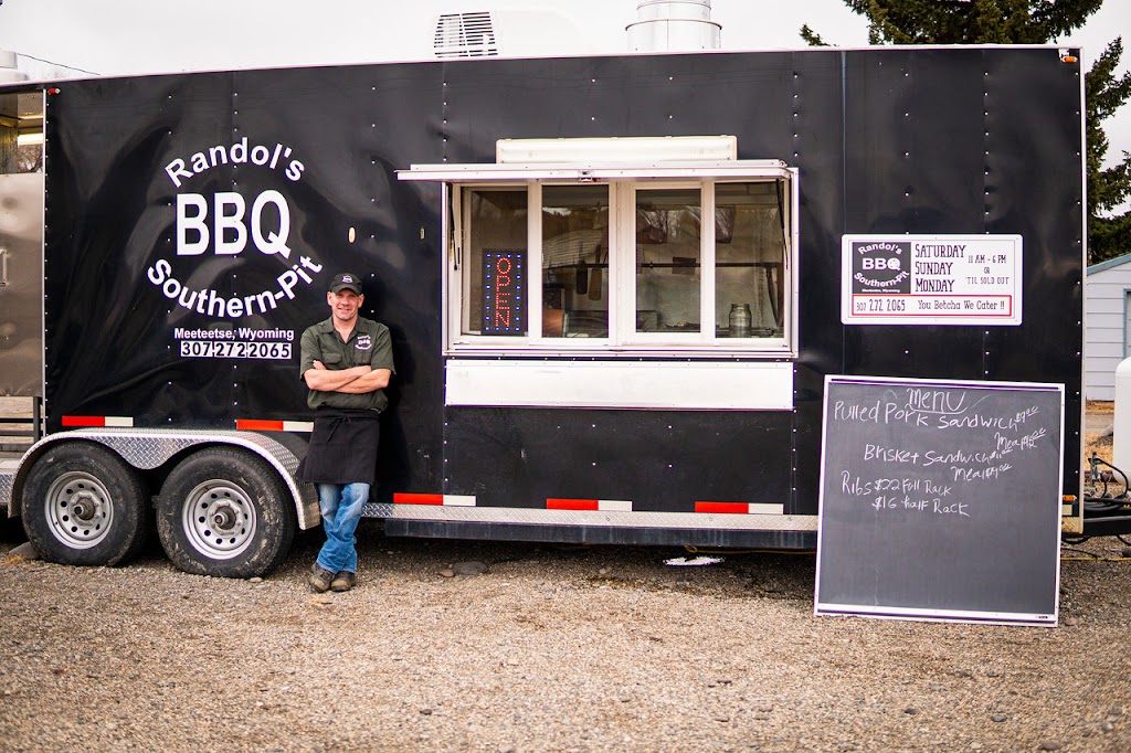 Randols Southern-Pit BBQ | restaurant | 1008 E South St, Powell, WY 82435, USA | 3072720421 OR +1 307-272-0421