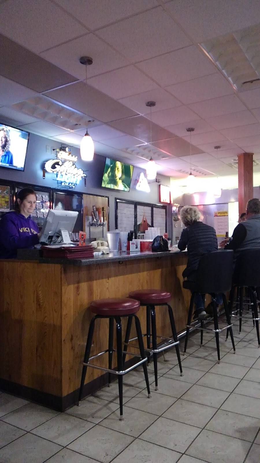 The Bar n Grill | restaurant | 10 E Main St, Racine, MN 55967, USA | 5073783300 OR +1 507-378-3300