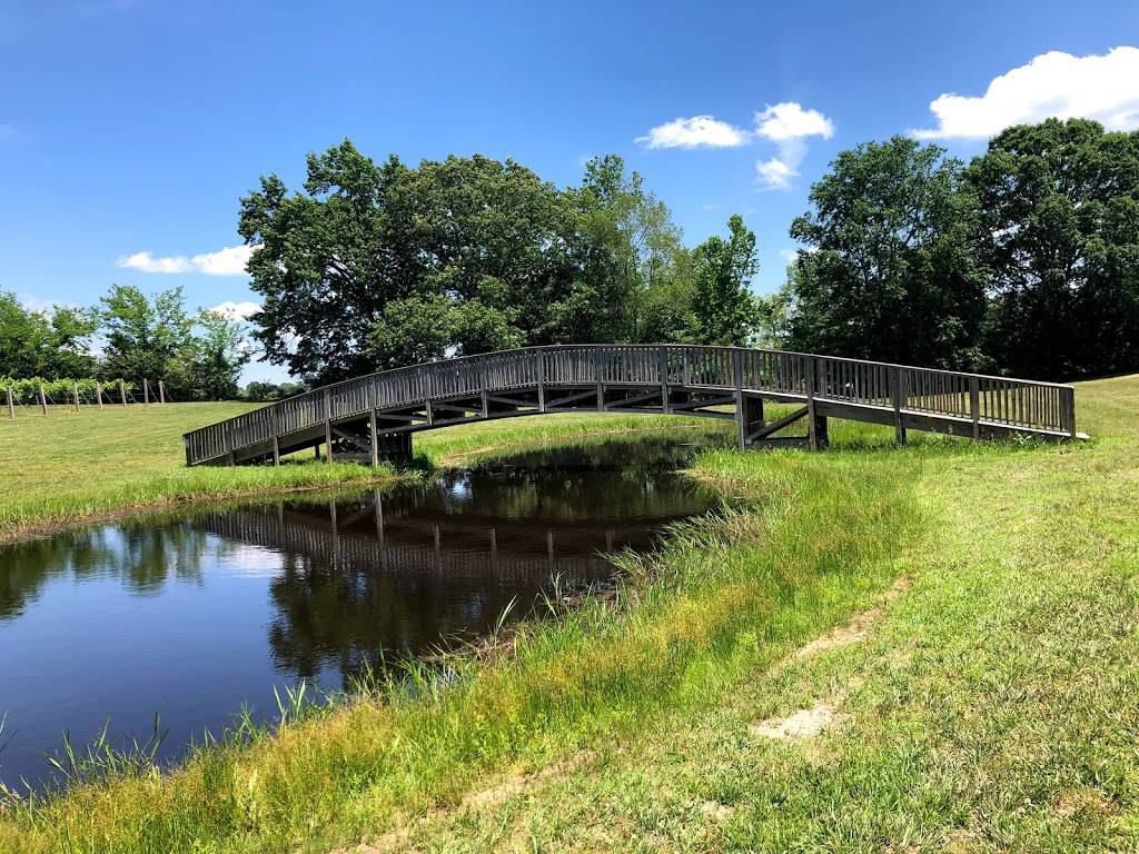 DelMonaco Winery & Vineyards | restaurant | 600 Lance Dr, Baxter, TN 38544, USA | 9318581177 OR +1 931-858-1177