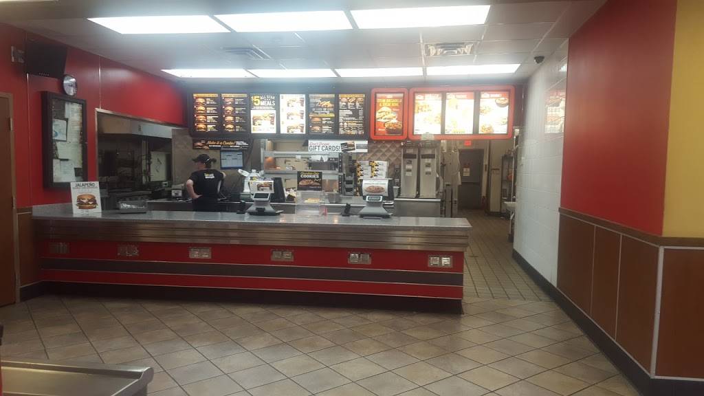 Hardees | restaurant | 280 Warrior Jasper Rd, Warrior, AL 35180, USA | 2056477372 OR +1 205-647-7372