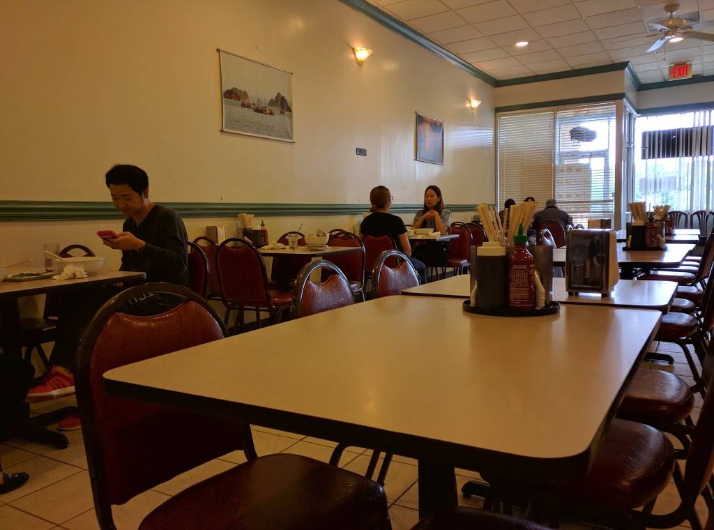 Pho Thang Long | restaurant | 3071 Nutley Street, Fairfax, VA 22031, USA | 7032089679 OR +1 703-208-9679