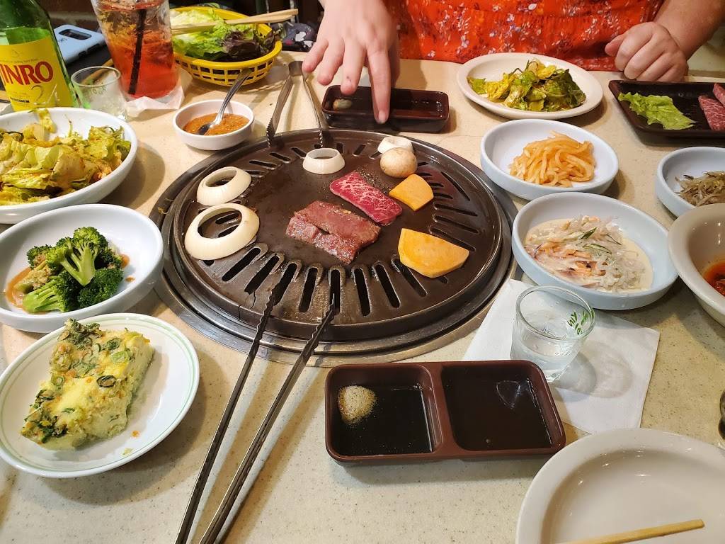 Bi Bim Bab | restaurant | 43155 Main St #300, Novi, MI 48375, USA | 2483486800 OR +1 248-348-6800