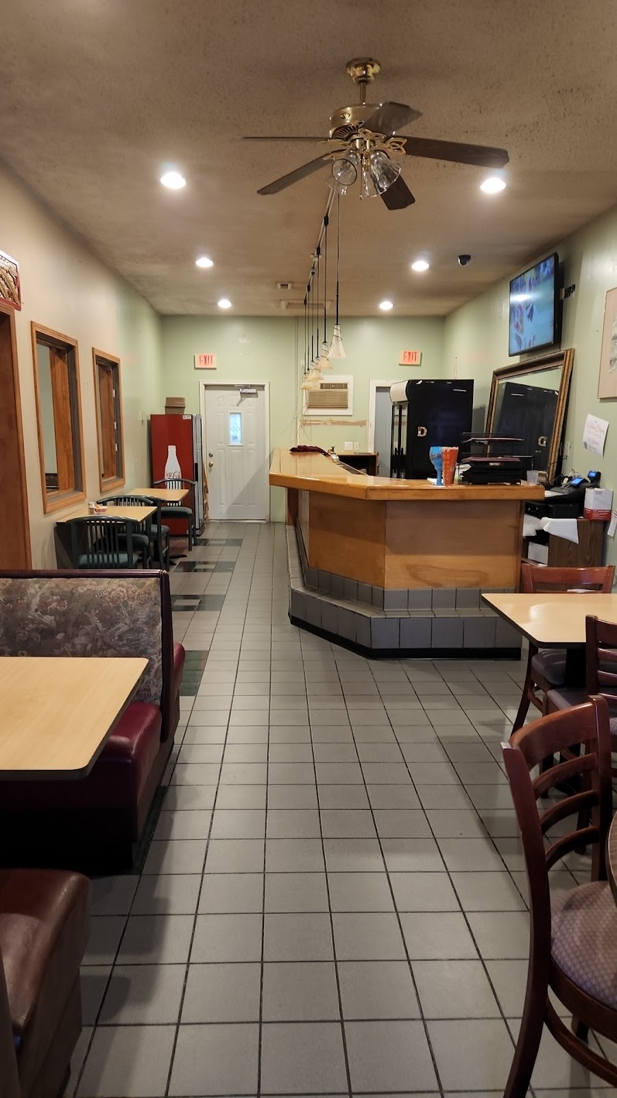 Golden dragon | restaurant | 11656 Fulton St E, Lowell Charter Township, MI 49331, USA | 6163197922 OR +1 616-319-7922