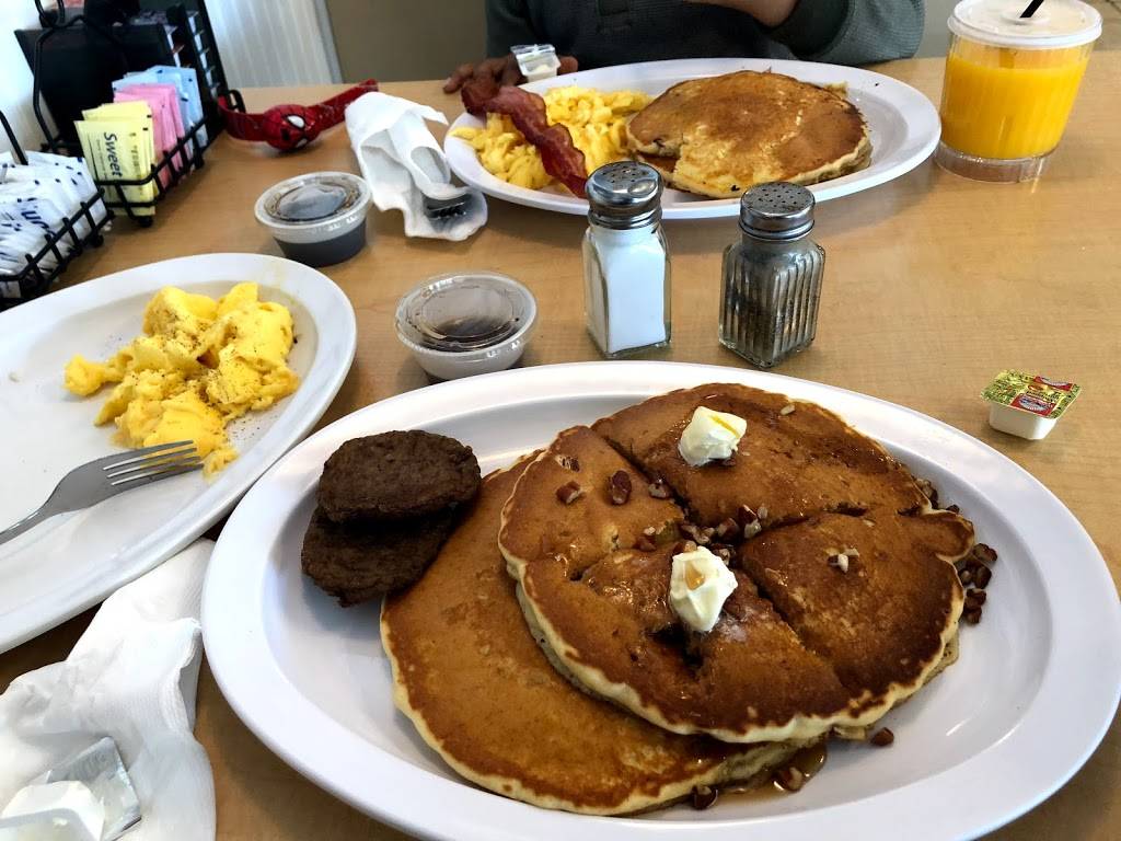 Beach Diner Mandarin | restaurant | 11362 San Jose Blvd, Jacksonville, FL 32223, USA | 9046830079 OR +1 904-683-0079