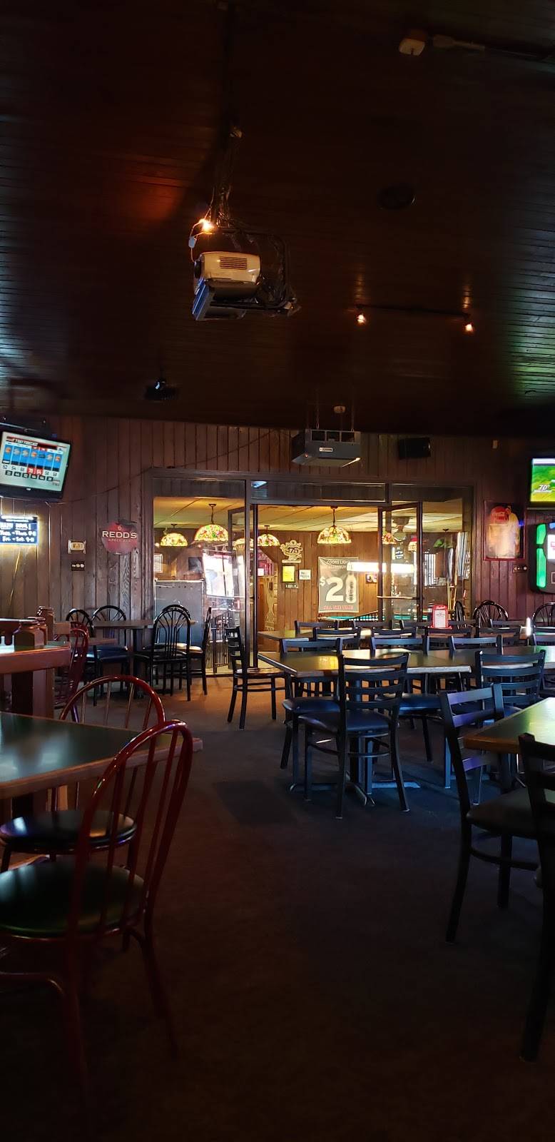 Ole Tyme Charleys | restaurant | 31 S River St, Plains, PA 18705, USA | 5708223332 OR +1 570-822-3332